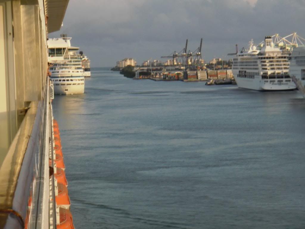 098PortofMiami_zps665cfec1.jpg