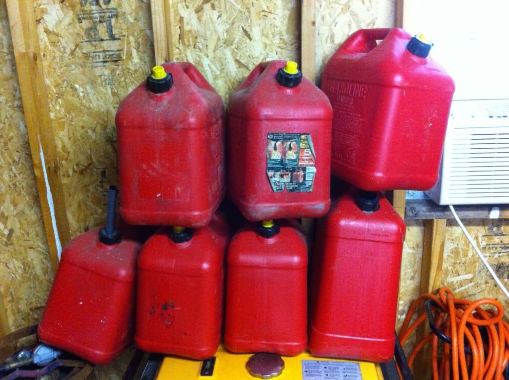 WTS Generators / Gas Cans/ Tools / Electrical Wiring Moving Sale