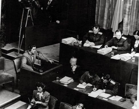 Francisco Boix declarando ante el tribunal de Nuremberg
